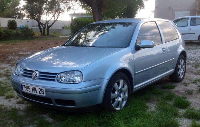 Golf IV match 2 Tdi boîte auto équipée Cercle accélérateur K5 et frein.